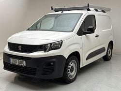 Vit Begagnad 2022 Peugeot Partner Minibuss | 159 000 kr (Superpris)