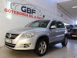 Grå Begagnad 2010 VW Tiguan Sportline SUV | 64 900 kr (Dyr)