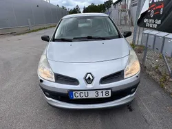 Silver Begagnad 2008 Renault Clio R.S. Halvkombi | 15 500 kr (Bra pris)