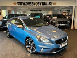 Blå Begagnad 2015 Volvo V40 R-Design Kombi | 139 900 kr (Marknadspris)
