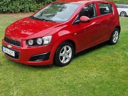 Röd Begagnad 2012 Chevrolet Aveo Halvkombi | 38 000 kr (Marknadspris)