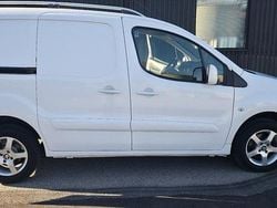 Begagnad 2016 Peugeot Partner Van | 79 000 kr (Marknadspris)