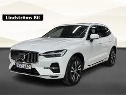 Vit Begagnad 2022 Volvo XC60 Core SUV | 414 900 kr (Marknadspris)