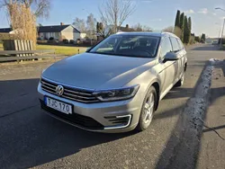 Silver Begagnad 2017 VW Passat GTE Kombi | 179 000 kr (Bra pris)