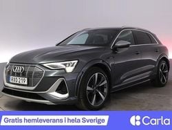 Grå Begagnad 2022 Audi e-tron S-Line SUV | 500 900 kr (Bra pris)