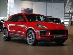 Röd Begagnad 2022 Porsche Macan S SUV | 649 000 kr
