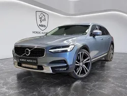 Ljusblå (blå) Begagnad 2017 Volvo V90 CC Plus Kombi | 179 900 kr