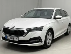 Vit Begagnad 2021 Skoda Octavia | 135 000 kr (Bra pris)