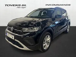 Ljusblå (blå) Ny 2024 VW T-Cross Life SUV | 249 900 kr (Lite dyr)