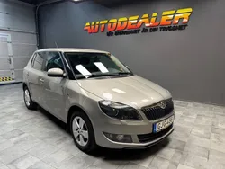 Ljusbrun Begagnad 2014 Skoda Fabia Ambiente Halvkombi | 74 900 kr (Bra pris)
