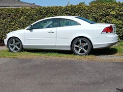 Vit Begagnad 2010 Volvo C70 Summum Cab | 159 000 kr (Marknadspris)