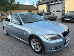 Ljusblå Begagnad 2009 BMW 320 Comfort Edition Sedan | 28 000 kr (Superpris)