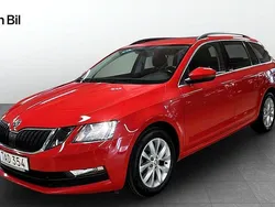 Röd (corrida red) Begagnad 2018 Skoda Octavia Ambition Kombi | 154 900 kr (Marknadspris)