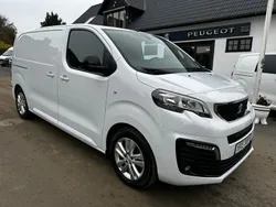 Vit Begagnad 2022 Peugeot e-Expert Van | 405 000 kr