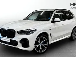 Vit (white) Begagnad 2021 BMW X5 Shadowline SUV | 658 700 kr (Marknadspris)