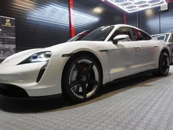 Begagnad 2023 Porsche Taycan 4S Sedan | 1 150 000 kr