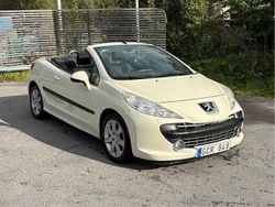 Vit Begagnad 2008 Peugeot 207 CC Cab | 60 000 kr (Marknadspris)