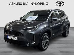 Mörkgrå (gråmetallic) Begagnad 2022 Toyota Yaris Cross Edition SUV | 279 000 kr (Marknadspris)