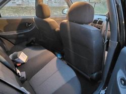 Begagnad 2005 Hyundai Accent Halvkombi | 10 800 kr