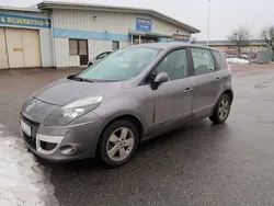 Grå Begagnad 2010 Renault Scénic III Minibuss | 49 500 kr (Lite dyr)