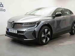 Grå Begagnad 2023 Renault Mégane Halvkombi | 249 900 kr