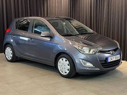 Brun Begagnad 2013 Hyundai i20 Premium Halvkombi | 49 500 kr (Marknadspris)