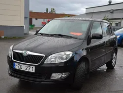 Svart Begagnad 2011 Skoda Fabia Elegance Halvkombi | 39 000 kr (Marknadspris)