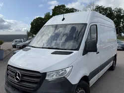 Vit (white) Begagnad 2018 Mercedes Sprinter Van | 299 900 kr (Dyr)
