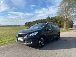 Svart Begagnad 2016 Peugeot 2008 SUV | 92 500 kr (Marknadspris)