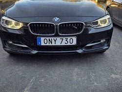 Svart Begagnad 2013 BMW 328 Sport Line Sedan | 200 000 kr (Dyr)