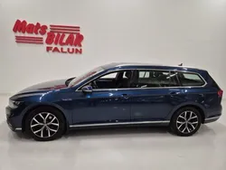 Blå Begagnad 2020 VW Passat GTE Kombi | 259 900 kr (Dyr)