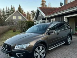 Brun Begagnad 2016 Volvo XC70 Standard SUV | 299 000 kr (Dyr)