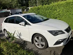 Vit Begagnad 2019 Seat Leon ST FR Kombi | 139 000 kr
