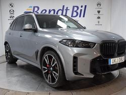 Black sapphire metallic Begagnad 2025 BMW X5 Comfort Edition SUV | 1 145 000 kr