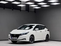 Vit Begagnad 2022 Nissan Leaf 360º Halvkombi | 189 900 kr (Marknadspris)