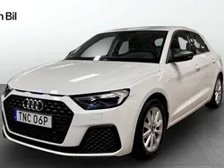 Cortinavit Begagnad 2022 Audi A1 Sportback Proline Halvkombi | 214 000 kr (Marknadspris)