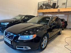 Svart Begagnad 2011 Volvo V70 R-Design Kombi | 90 000 kr (Marknadspris)