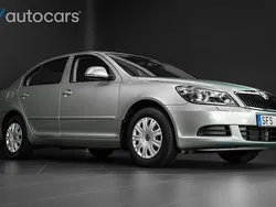 Ljusgrön Begagnad 2010 Skoda Octavia Ambiente Halvkombi | 99 000 kr (Lite dyr)