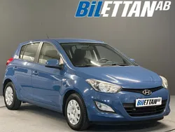 Ljusblå (blå) Begagnad 2014 Hyundai i20 Select Halvkombi | 64 900 kr (Marknadspris)