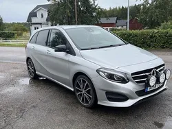 Silver Begagnad 2015 Mercedes B250 Urban Minibuss | 160 000 kr
