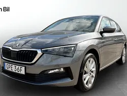 Grå Begagnad 2023 Skoda Scala Style Halvkombi | 239 900 kr (Marknadspris)