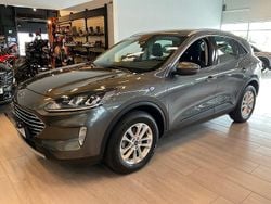 Grå Begagnad 2021 Ford Kuga SUV | 228 000 kr (Marknadspris)