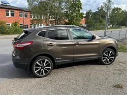 Brun Begagnad 2016 Nissan Qashqai Tekna SUV | 108 000 kr (Bra pris)