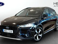 Svart (black) Begagnad 2023 Ford Focus Active Halvkombi | 179 900 kr (Superpris)