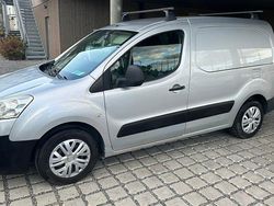 Begagnad 2011 Peugeot Partner Van | 45 000 kr (Lite dyr)