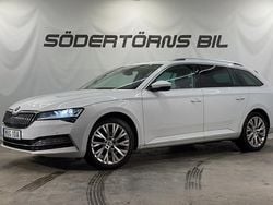 Vit Begagnad 2021 Skoda Superb Kombi | 269 900 kr (Bra pris)
