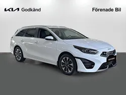 Vit Begagnad 2022 Kia Ceed Sportswagon Advance Kombi | 235 000 kr (Marknadspris)