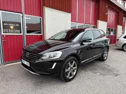 Svart Begagnad 2013 Volvo XC60 Summum SUV | 159 900 kr (Marknadspris)