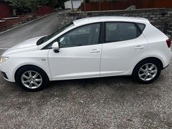 Vit Begagnad 2010 Seat Ibiza Style Halvkombi | 28 000 kr (Marknadspris)