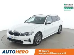Vit Begagnad 2021 BMW 330e Sport Line Kombi | 253 000 kr (Bra pris)